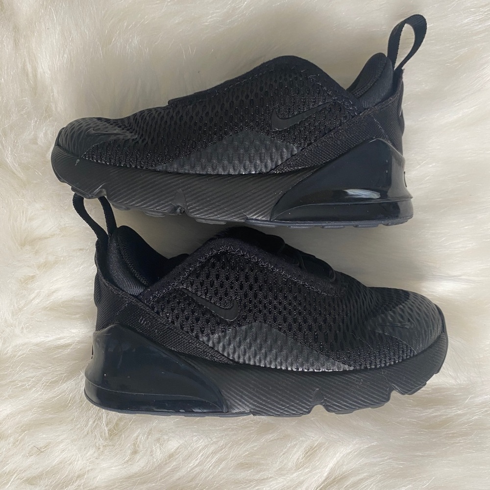 Toddler Nike. Size 8. Color black